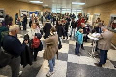 004 Anmeldung vor den Hörsälen